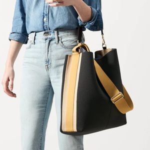 Rothy’s The Bucket Bag in Ink & Ivory